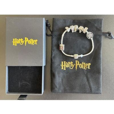 Bracelet - Harry Potter - Poudlard - 7 Charms - Acier - 20 cm - Publicité Bracelet - Harry Potter - Poudlard - 7 Charms - Acier - 20 cm - Publicité