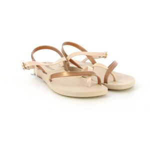 Sandale Femme - Crocs - Ipanema Fashion Sand VIII - Beige - Sangle en métal - Semelle en caoutchouc Beige - Publicité Sandale Femme - Crocs - Ipanema Fashion Sand VIII - Beige - Sangle en métal - Semelle en caoutchouc Beige - Publicité