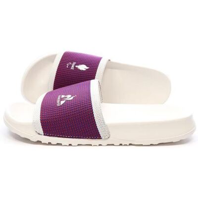 Claquettes Blanches/Bleu/Rouge Homme Le Coq Sportif Slide Blanc - Publicité Claquettes Blanches/Bleu/Rouge Homme Le Coq Sportif Slide Blanc - Publicité