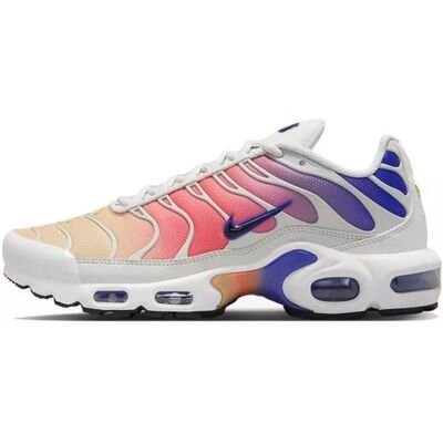 Basket Nike W Air Max Plus TN Nike Violet - Publicité Basket Nike W Air Max Plus TN Nike Violet - Publicité