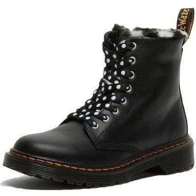 Boots Dr Martens 1460 Serena J Noir - Publicité Boots Dr Martens 1460 Serena J Noir - Publicité