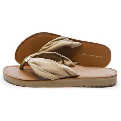 Tongs Beige Femme Tommy Hilfiger Th Elevated Beach Beige - Publicité Tongs Beige Femme Tommy Hilfiger Th Elevated Beach Beige - Publicité