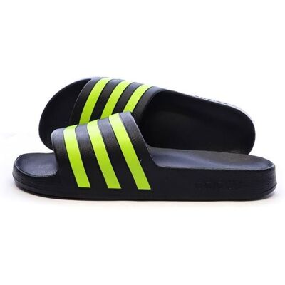 Claquettes Marine/Jaunes Homme Adidas Adilette Bleu - Publicité Claquettes Marine/Jaunes Homme Adidas Adilette Bleu - Publicité