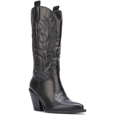 LA MODEUSE Bottes santiags en simili texturé avec détails en surpiqûres.Dotées dune fermeture zippée sur le côté.Modèle avec 2 languettes en Noir - Publicité LA MODEUSE Bottes santiags en simili texturé avec détails en surpiqûres.Dotées dune fermeture zippée sur le côté.Modèle avec 2 languettes en Noir - Publicité