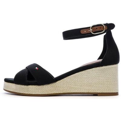Sandales Noir Femme Tommy Hilfiger Flag Criss-cros Noir - Publicité Sandales Noir Femme Tommy Hilfiger Flag Criss-cros Noir - Publicité