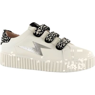 Baskets basses Vanessa Wu Daisy Argent - Femme - Blanc - Synthétique - Lacets Blanc - Publicité Baskets basses Vanessa Wu Daisy Argent - Femme - Blanc - Synthétique - Lacets Blanc - Publicité