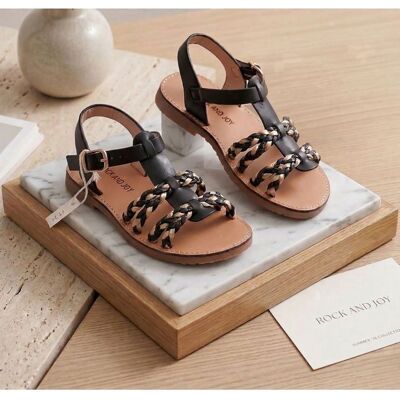 2014.JEWELYR.LUXE Chaussures - Sandales - Fille - Cuir - Noir - Doré – Tressées - Fermeture Boucle - Pointure 32 au 36 Noir - Publicité 2014.JEWELYR.LUXE Chaussures - Sandales - Fille - Cuir - Noir - Doré – Tressées - Fermeture Boucle - Pointure 32 au 36 Noir - Publicité
