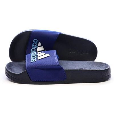 Claquettes Bleu/Noires Garçon Adidas Adilette Shower Bleu - Publicité Claquettes Bleu/Noires Garçon Adidas Adilette Shower Bleu - Publicité