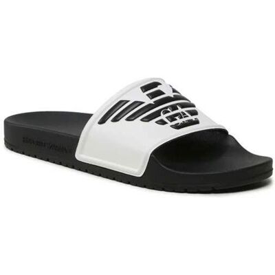 Sliders Emporio Armani pour Homme avec Logo Noir Blanc - Publicité Sliders Emporio Armani pour Homme avec Logo Noir Blanc - Publicité