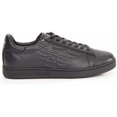 Basket - Emporio Armani EA7 - Homme X8X001 XCC51 noir - Cuir - Lacets Noir - Publicité Basket - Emporio Armani EA7 - Homme X8X001 XCC51 noir - Cuir - Lacets Noir - Publicité