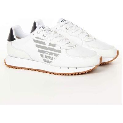 Basket Emporio Armani Homme GA authentic Blanc cuir Blanc - Publicité Basket Emporio Armani Homme GA authentic Blanc cuir Blanc - Publicité