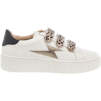 Baskets Vanessa WU Leopard Blanc - Publicité Baskets Vanessa WU Leopard Blanc - Publicité