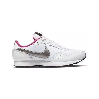 59 Baskets Nike MD VALIANT GS Blanc - Publicité 59 Baskets Nike MD VALIANT GS Blanc - Publicité