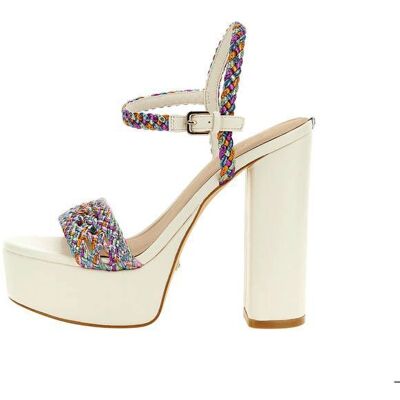 GUESS Sandales Femme Blanc Polyester GR76319 Blanc - Publicité GUESS Sandales Femme Blanc Polyester GR76319 Blanc - Publicité