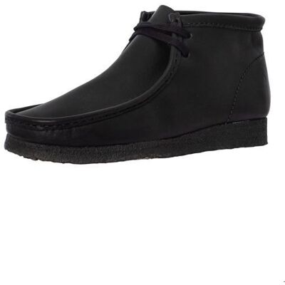 Chaussures Homme - Clarks Originals - Wallabee Boot Daim Noir - Collection 1964 Noir - Publicité Chaussures Homme - Clarks Originals - Wallabee Boot Daim Noir - Collection 1964 Noir - Publicité