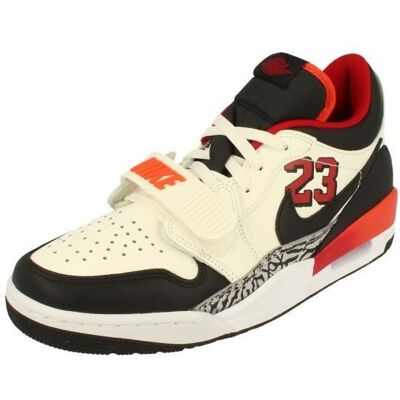Baskets Homme Nike Air Jordan Legacy 312 Low en Cuir Noir - Lacets Noir - Publicité Baskets Homme Nike Air Jordan Legacy 312 Low en Cuir Noir - Lacets Noir - Publicité