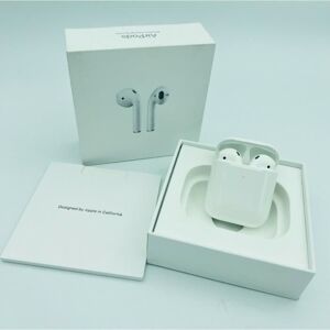 100 % authentiques Apple AirPods 2e génération avec étui de chargement sans fil - Blanc Blanc - Publicité 100 % authentiques Apple AirPods 2e génération avec étui de chargement sans fil - Blanc Blanc - Publicité