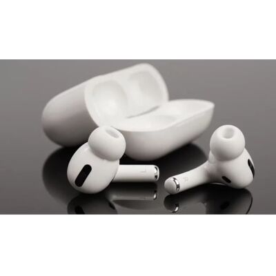 Apple AirPods Pro 2021 Blanc avec boîtier de charge MagSafe Ecouteurs sans fil True Wireless à réduction du bruit Blanc - Publicité Apple AirPods Pro 2021 Blanc avec boîtier de charge MagSafe Ecouteurs sans fil True Wireless à réduction du bruit Blanc - Publicité