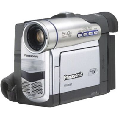 CAMESCOPE NUMERIQUE - PANASONIC NV-DS60 Gris - Publicité CAMESCOPE NUMERIQUE - PANASONIC NV-DS60 Gris - Publicité