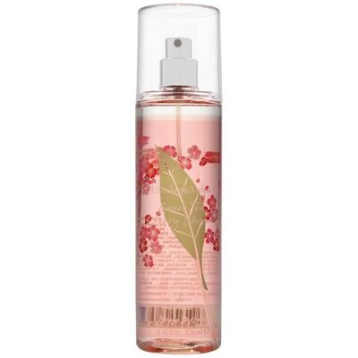 Elizabeth Arden Thé Vert Fleur de Cerisier - Brume Parfumée 236ml - Publicité Elizabeth Arden Thé Vert Fleur de Cerisier - Brume Parfumée 236ml - Publicité