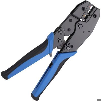 Pince à sertir électrique - DEMA - Fonction cliquet - Sertissage haute précision - Compatibilité 0.50-6.00mm² Bleu - Publicité Pince à sertir électrique - DEMA - Fonction cliquet - Sertissage haute précision - Compatibilité 0.50-6.00mm² Bleu - Publicité