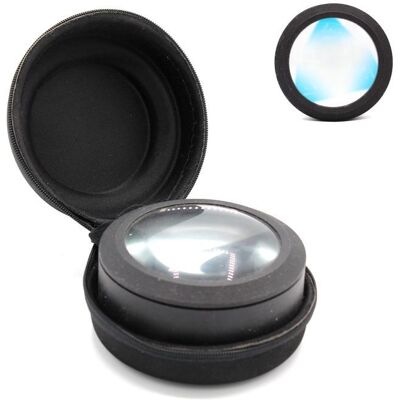 Loupe de lecture x5 FISHTEC rétroéclairée 3 LED automatique compacte avec housse pour journaux notices Noir - Publicité Loupe de lecture x5 FISHTEC rétroéclairée 3 LED automatique compacte avec housse pour journaux notices Noir - Publicité