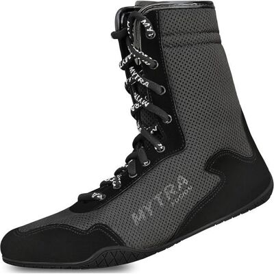 Chaussures de Boxe - MYTRA FUSION - Fusion - Cuir Daim - Antidérapantes - Mixte Noir - Publicité Chaussures de Boxe - MYTRA FUSION - Fusion - Cuir Daim - Antidérapantes - Mixte Noir - Publicité