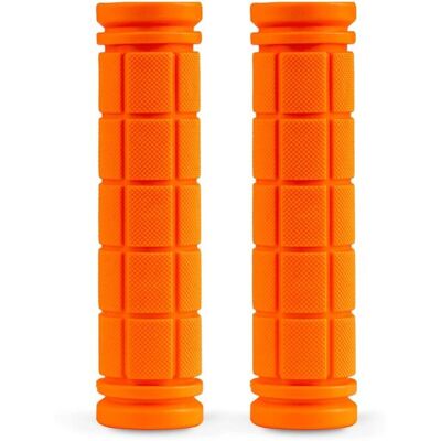 Poignées grips pour trottinette - SOKE - Orange - 2 pièces - 125 mm - Diamètre intérieur 22 mm - Publicité Poignées grips pour trottinette - SOKE - Orange - 2 pièces - 125 mm - Diamètre intérieur 22 mm - Publicité