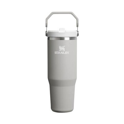 Mug Stanley the Iceflow Flip Straw Ash, 890 ml - Publicité Mug Stanley the Iceflow Flip Straw Ash, 890 ml - Publicité