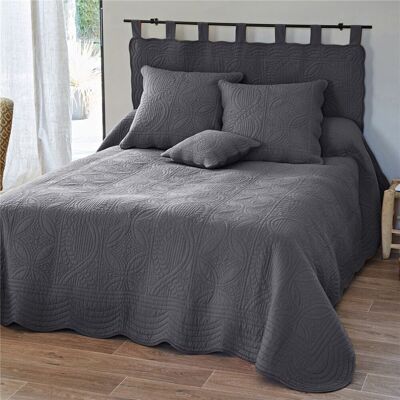 Becquet Boutis ou couvre lit uni en coton - Gris 150 x 150 cm unisex - Publicité Becquet Boutis ou couvre lit uni en coton - Gris 150 x 150 cm unisex - Publicité