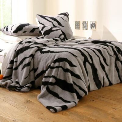Becquet Jeté de lit en polyester noir - ZEBRU 180 x 250 cm unisex - Publicité Becquet Jeté de lit en polyester noir - ZEBRU 180 x 250 cm unisex - Publicité