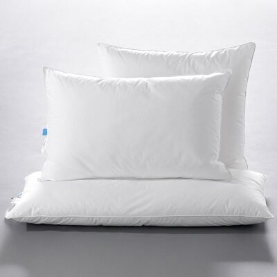 Becquet Oreiller medium blanc uni duvet - HOLLO DUVET 45 x 70 cm unisex - Publicité Becquet Oreiller medium blanc uni duvet - HOLLO DUVET 45 x 70 cm unisex - Publicité
