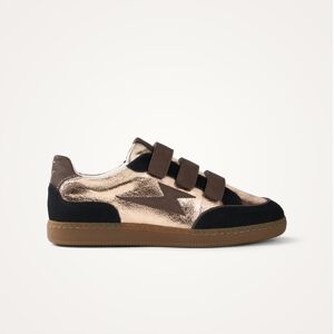 Vanessa Wu Baskets éclair Osana noir et chocolat à semelle rétro 40 female - Publicité Vanessa Wu Baskets éclair Osana noir et chocolat à semelle rétro 40 female - Publicité