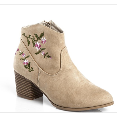 3 SUISSES Bottines broderie florale et zip latéral femme - Sable 37 female - Publicité 3 SUISSES Bottines broderie florale et zip latéral femme - Sable 37 female - Publicité