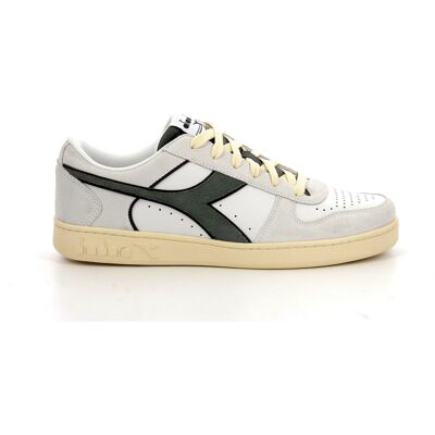 Diadora Sneakers bas homme MAGIC B LOW SUE blanc en cuir 43 male - Publicité Diadora Sneakers bas homme MAGIC B LOW SUE blanc en cuir 43 male - Publicité