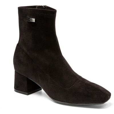 Les Tropéziennes par M.Belarbi Boots noir-suede DANIELA en cuir 36 female - Publicité Les Tropéziennes par M.Belarbi Boots noir-suede DANIELA en cuir 36 female - Publicité