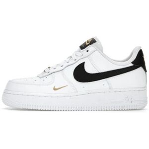 Baskets basses Nike Air Force 1 Low '07 Essential White Black Gold Mini Swoosh Blanc - Publicité Baskets basses Nike Air Force 1 Low '07 Essential White Black Gold Mini Swoosh Blanc - Publicité