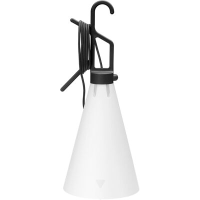 Lampe LED d'extérieur Flos Mayday - Écologique, Designer Konstantin Grcic - Publicité Lampe LED d'extérieur Flos Mayday - Écologique, Designer Konstantin Grcic - Publicité