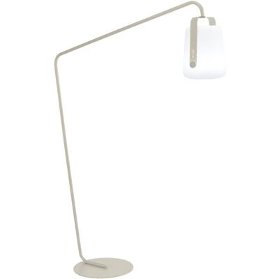 Fermob - Lampe de sol Balad sans fil - Gris - Acier - Tristan Lohner - Publicité Fermob - Lampe de sol Balad sans fil - Gris - Acier - Tristan Lohner - Publicité