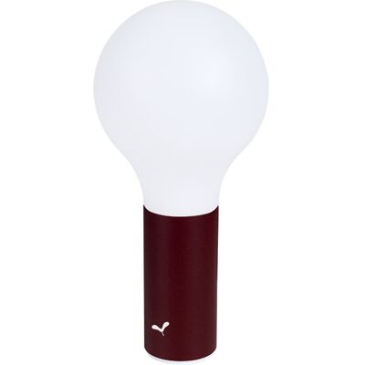 Fermob - Lampe extérieur sans fil rechargeable Aplô - Violet - Aluminium - Designer Tristan Lohner - Publicité Fermob - Lampe extérieur sans fil rechargeable Aplô - Violet - Aluminium - Designer Tristan Lohner - Publicité