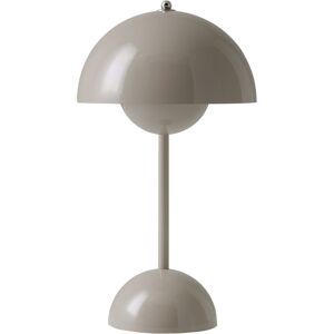 Lampe de table portable Gris Beige Verner Panton - VP9 Rechargeable - Publicité Lampe de table portable Gris Beige Verner Panton - VP9 Rechargeable - Publicité