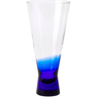 Verre à cocktail conique bleu Broste Copenhagen - 25cl - Publicité Verre à cocktail conique bleu Broste Copenhagen - 25cl - Publicité