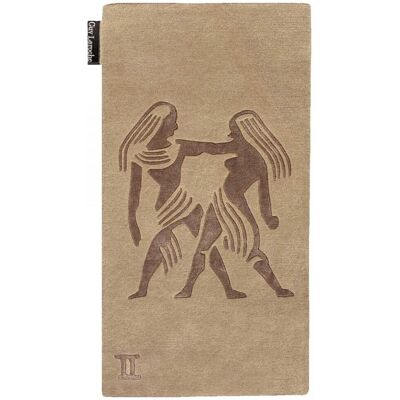 Guy Laroche Tapis salon et chambre fait main en laine motif géométrique GEMINI - Publicité Guy Laroche Tapis salon et chambre fait main en laine motif géométrique GEMINI - Publicité