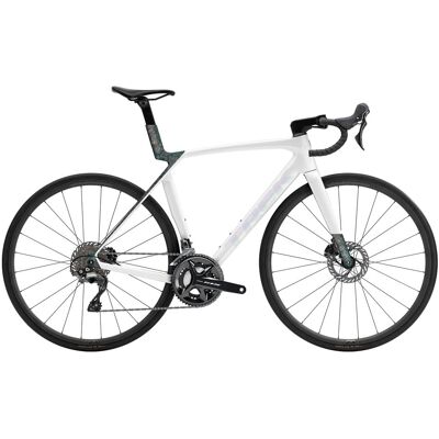 Vélo TREK Madone SL 5 Gen 8 2026 M.L. BLANC - Publicité Vélo TREK Madone SL 5 Gen 8 2026 M.L. BLANC - Publicité