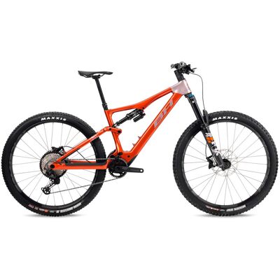 Vélo électrique BH iLYNX Trail Carbon 8.7 M ORANGE - Publicité Vélo électrique BH iLYNX Trail Carbon 8.7 M ORANGE - Publicité