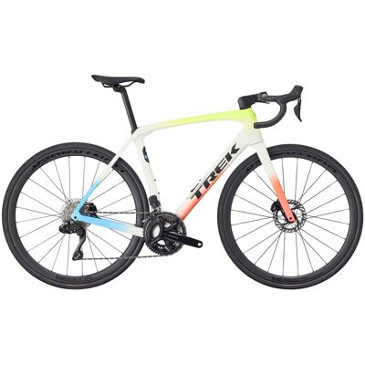 Vélo TREK Domane SL 6 Gen 4 2026 47 BLANC - Publicité Vélo TREK Domane SL 6 Gen 4 2026 47 BLANC - Publicité
