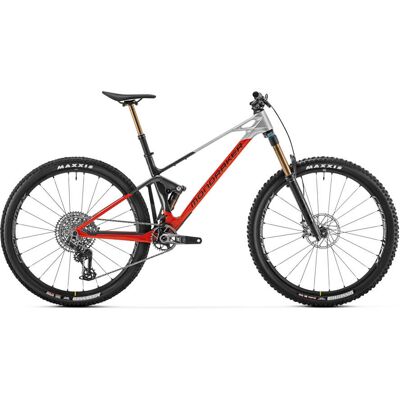 Vélo MONDRAKER Raze Carbon RR Ed2 XL ROUGE - Publicité Vélo MONDRAKER Raze Carbon RR Ed2 XL ROUGE - Publicité