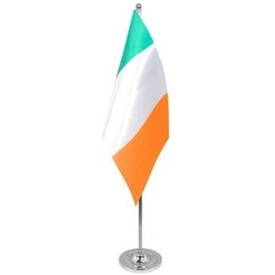 Az Flag Drapeau De Table Prestige Irlande 22x15cm En Satin - Grand Drapeaux De Bureau Ir - Publicité Az Flag Drapeau De Table Prestige Irlande 22x15cm En Satin - Grand Drapeaux De Bureau Ir - Publicité