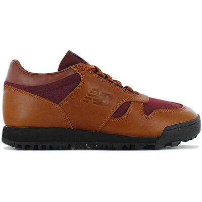New Balance Rainier Low - Baskets Marron et Bourgogne - Publicité New Balance Rainier Low - Baskets Marron et Bourgogne - Publicité