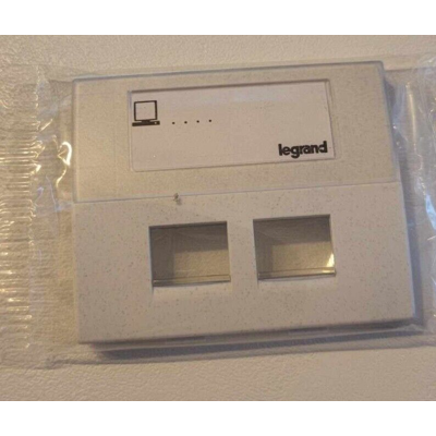 Legrand Enjoliveur 85784 Double Rj45 Sagane Silex Blanc Moucheté Internet - Publicité Legrand Enjoliveur 85784 Double Rj45 Sagane Silex Blanc Moucheté Internet - Publicité